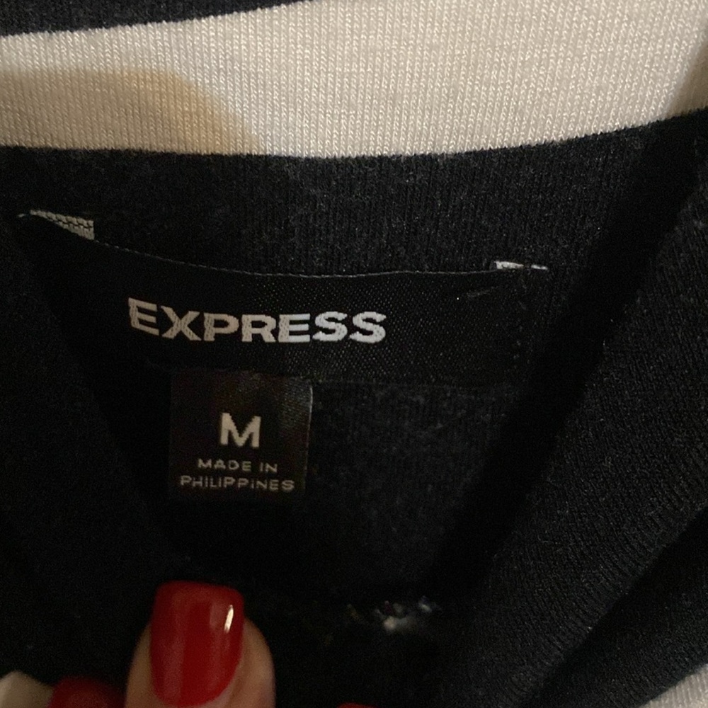 EXPRESS - Picture 8 of 9